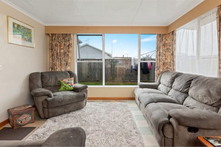 Photo of property in 74 Mclauchlan Street, Springlands, Blenheim, 7201