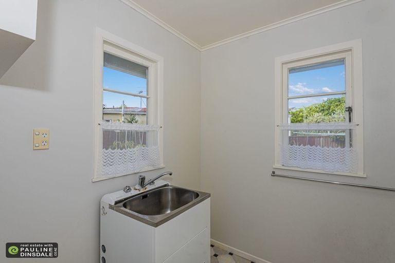 Photo of property in 5 Whangarei Heads Road, Onerahi, Whangarei, 0110