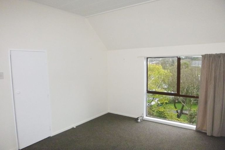 Photo of property in 6a Stokes Valley Road, Stokes Valley, Lower Hutt, 5019
