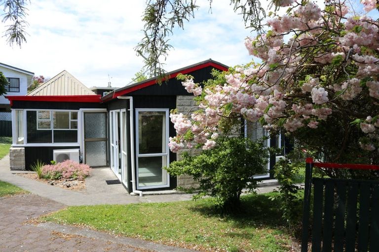 Photo of property in 36 Parkes Avenue, Saint Johns Hill, Whanganui, 4501