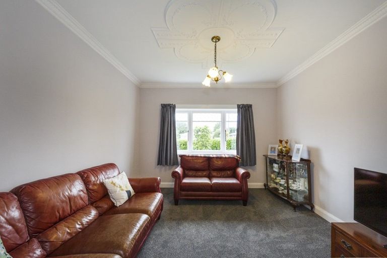 Photo of property in 3 Giesen Road, Feilding, 4702