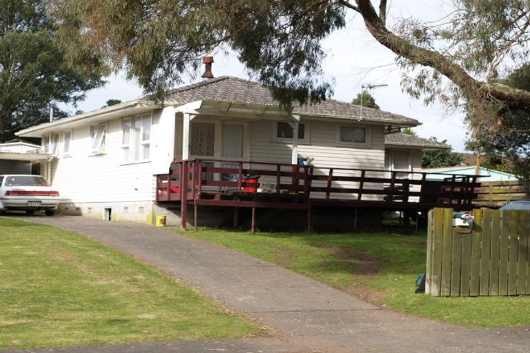 Photo of property in 12 Ben Lora Place, Mangere East, Auckland, 2024