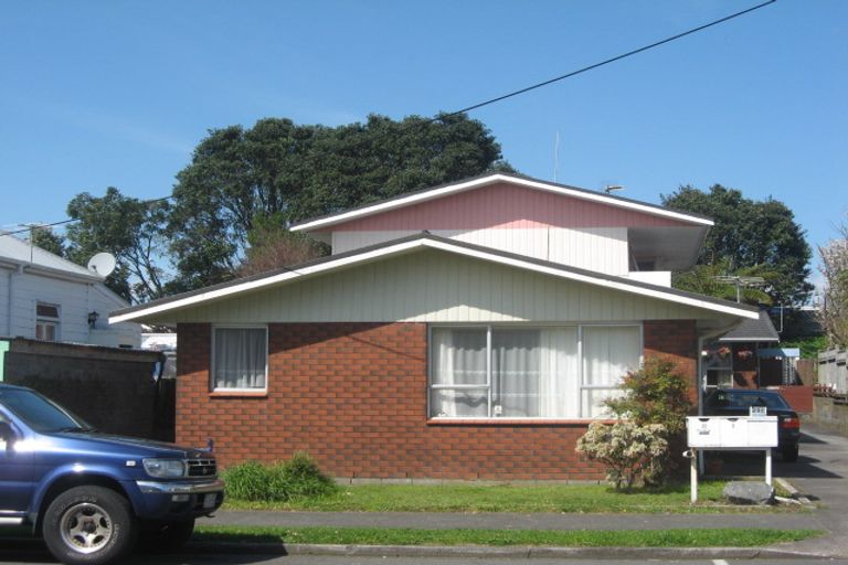Photo of property in 29c Hine Street, New Plymouth, 4310
