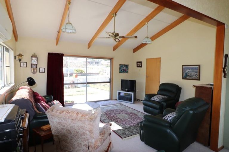 Photo of property in 55 Hazlett Street, Clyde, 9330