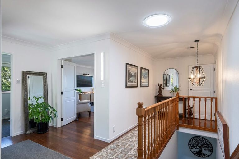 Photo of property in 64 Kotare Street, Waikanae, 5036