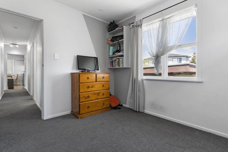 Photo of property in 260 Hepburn Road, Glendene, Auckland, 0602