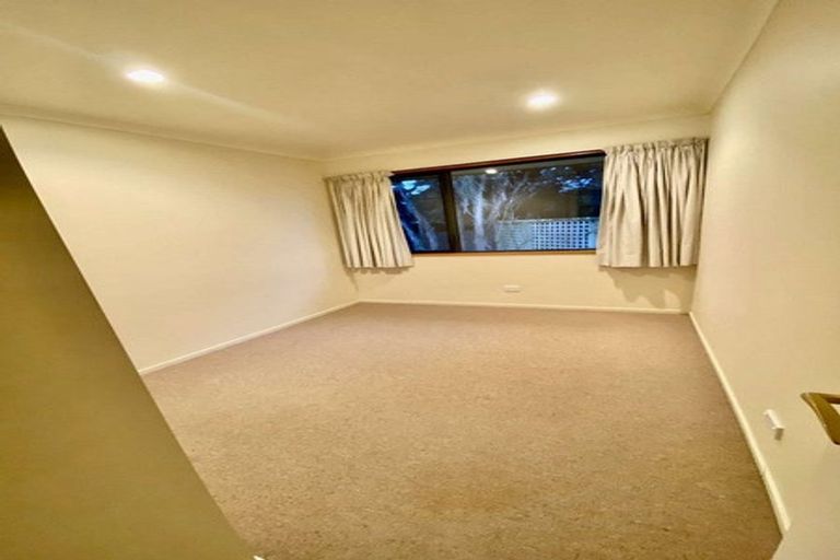 Photo of property in 120 Lagoon Avenue, Albert Town, Wanaka, 9305