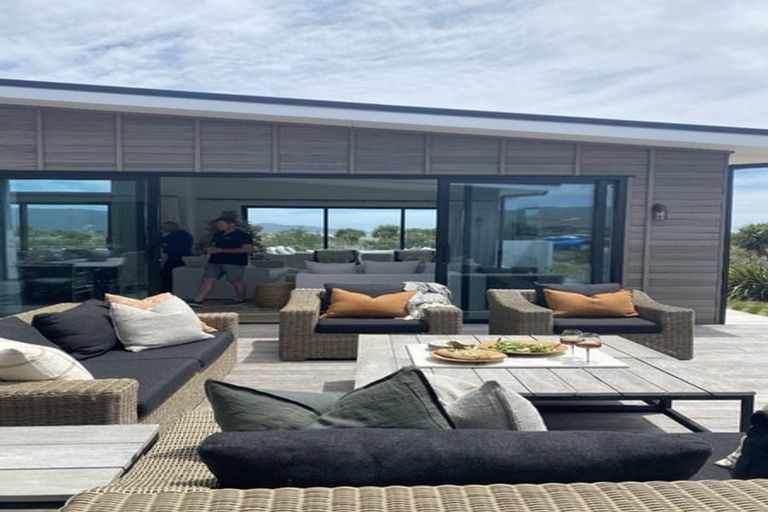 Photo of property in Kotuku Drive, Paraparaumu Beach, Paraparaumu, 5032