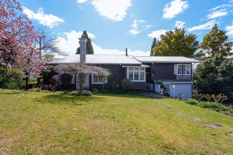 Photo of property in 17 Sophia Street, Glenholme, Rotorua, 3010