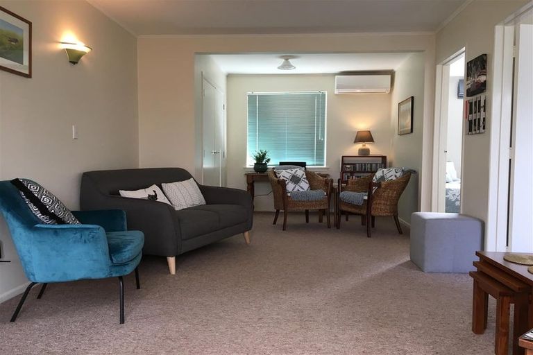 Photo of property in 23a Willow Avenue, Hannahs Bay, Rotorua, 3010