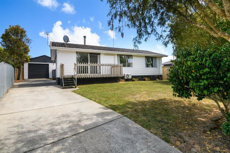 Photo of property in 24 Fergusson Street, Marton, 4710