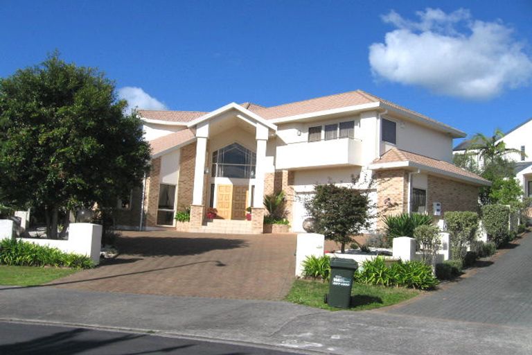 Photo of property in 15 Renway Rise, Somerville, Auckland, 2014