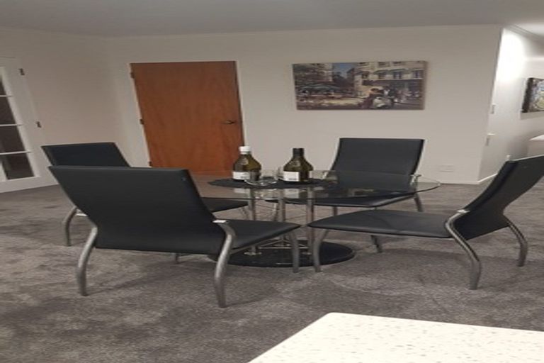 Photo of property in 9b Hamilton Parade, Hamilton Central, Hamilton, 3204