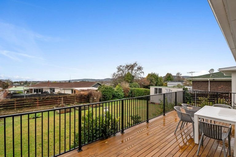 Photo of property in 422 Pukehangi Road, Pomare, Rotorua, 3015