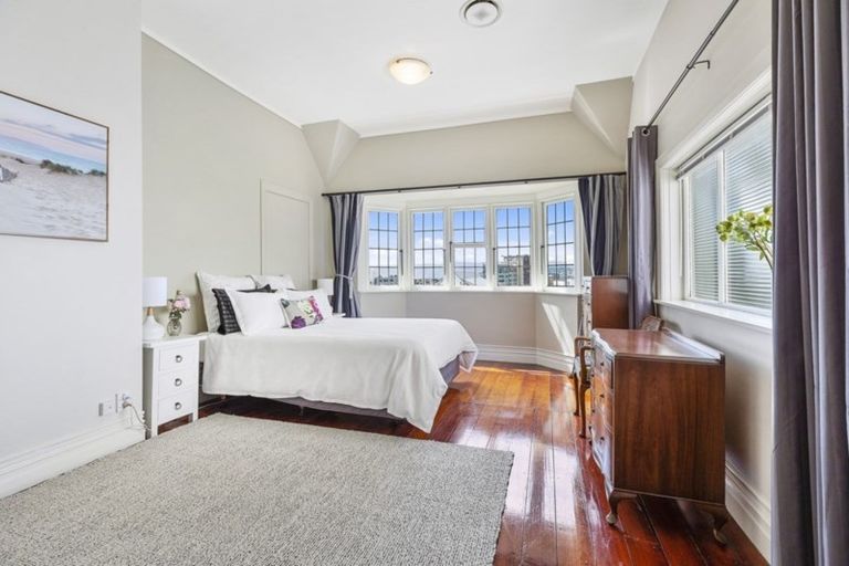 Photo of property in 20 Talavera Terrace, Kelburn, Wellington, 6012