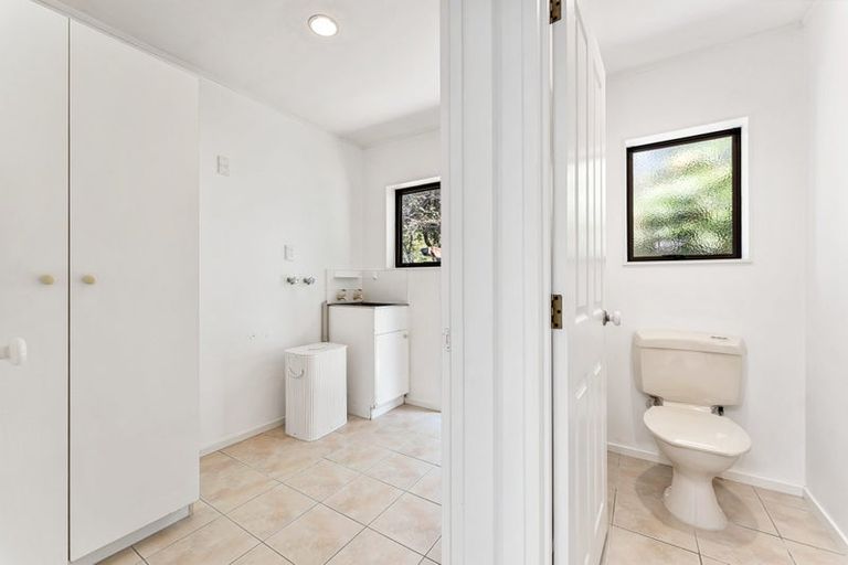 Photo of property in 42 The Circle, Manly, Whangaparaoa, 0930