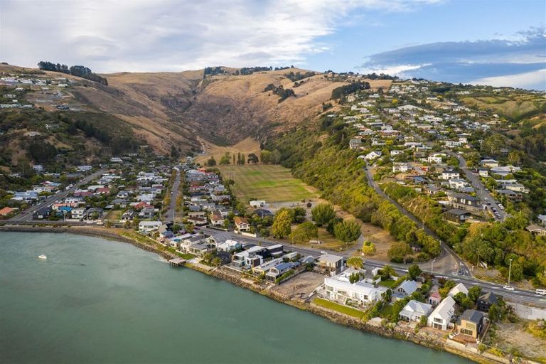 Photo of property in 133 Main Road, Redcliffs, Christchurch, 8081