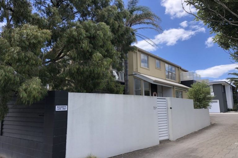 Photo of property in 75d Oceanbeach Road, Mount Maunganui, 3116