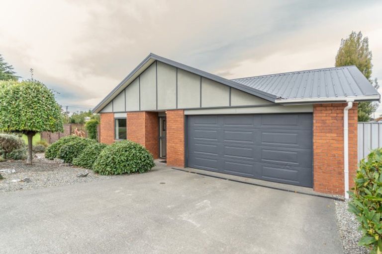 Photo of property in 33 Morton Street, Edendale, 9825