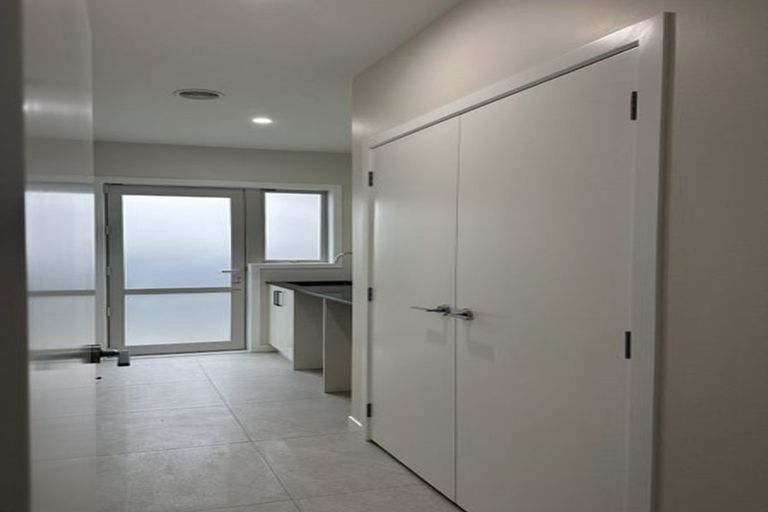 Photo of property in 11 Cassin Place, Taradale, Napier, 4112