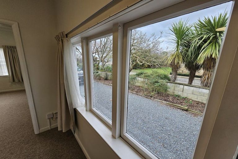 Photo of property in 30 Oxford Street, Fairfield, Hamilton, 3214