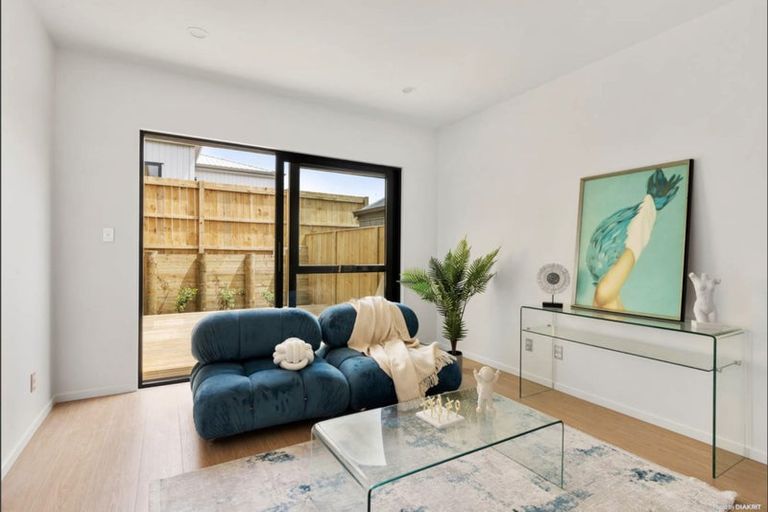 Photo of property in 27 Oopunga Road, Pukekohe, 2120