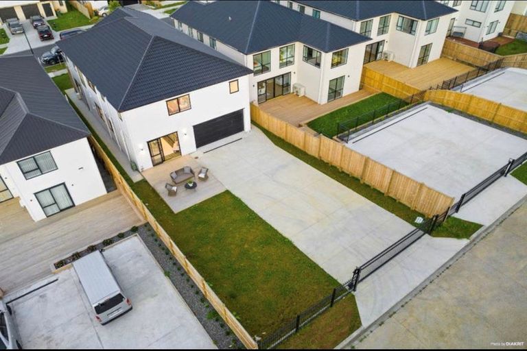 Photo of property in 44 Dungloe Avenue, Flat Bush, Auckland, 2019