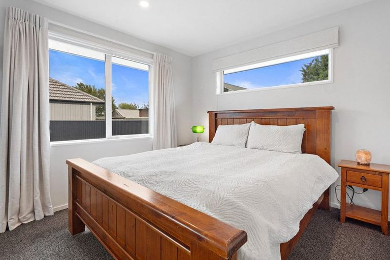 Photo of property in 55 Vivian Street, Burwood, Christchurch, 8083
