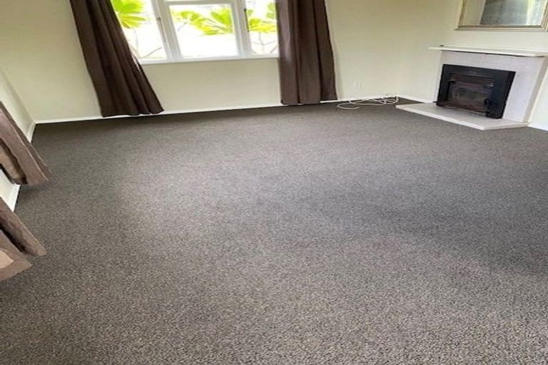 Photo of property in 5 Hillary Street, Tawa, Wellington, 5028