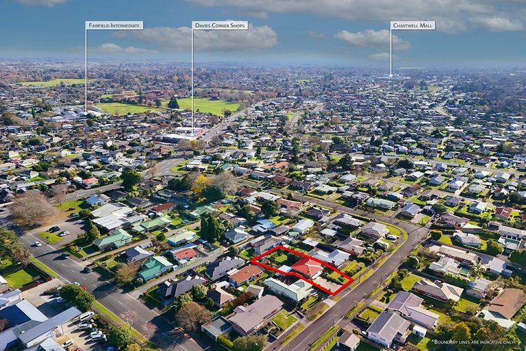 Photo of property in 24 Springfield Crescent, Enderley, Hamilton, 3214