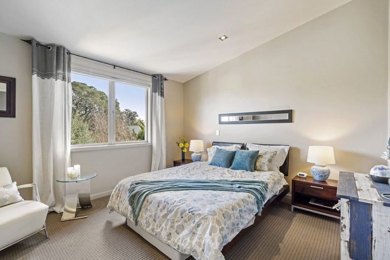 Photo of property in 2/2 Clifton Road, Hauraki, Auckland, 0622