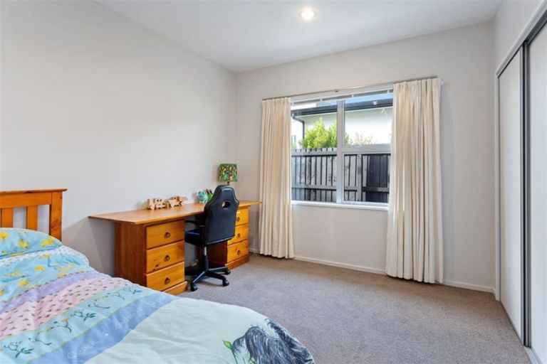 Photo of property in 94 Aston Drive, Waimairi Beach, Christchurch, 8083