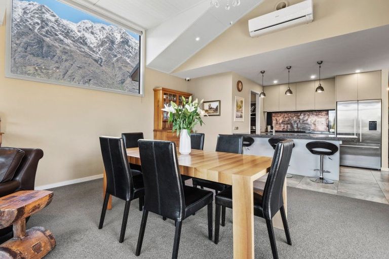 Photo of property in 8 Orford Drive, Jacks Point, Queenstown, 9371