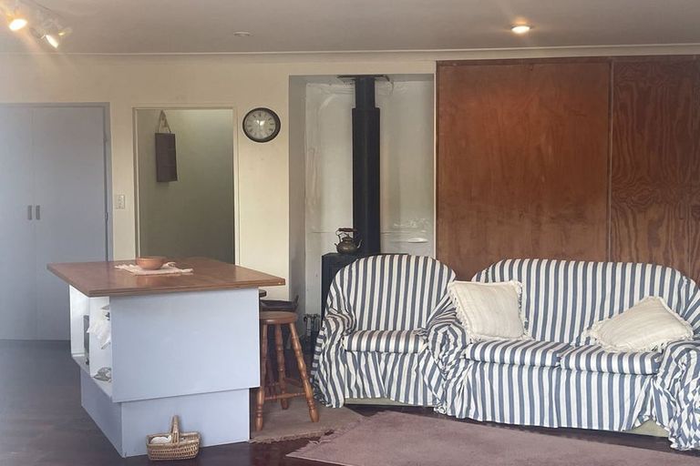 Photo of property in 38 Bay Road, Purakaunui, Port Chalmers, 9081