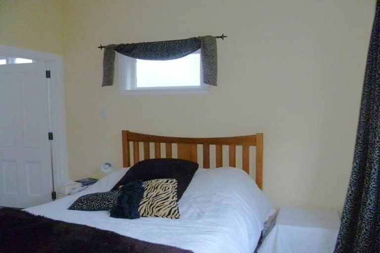 Photo of property in 29 Karepa Street, Brooklyn, Wellington, 6021