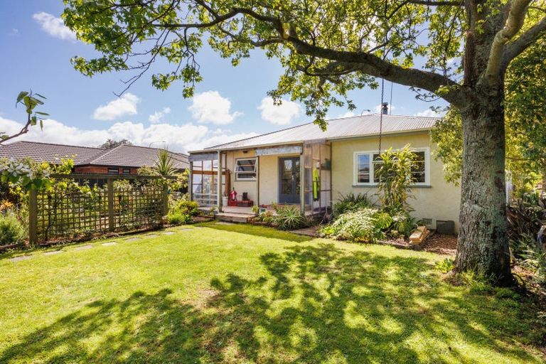 Photo of property in 206 Vogel Street, Roslyn, Palmerston North, 4414