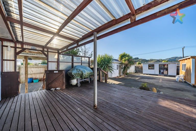 Photo of property in 28 Totara Street, Wainuiomata, Lower Hutt, 5014