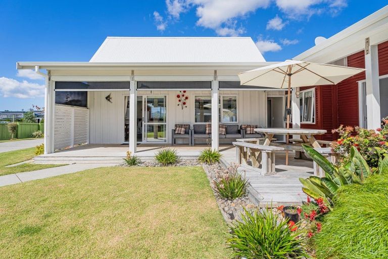 Photo of property in 24 Wells Place, Whitianga, 3510