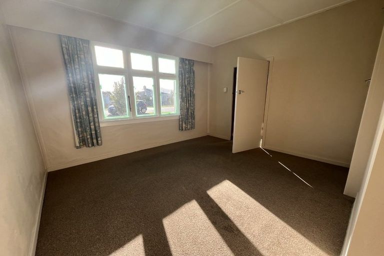 Photo of property in 37 Lowe Street, Avenal, Invercargill, 9810