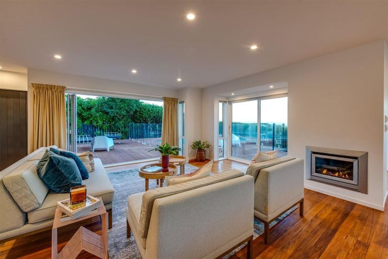 Photo of property in 40 Belleview Terrace, Mount Pleasant, Christchurch, 8081