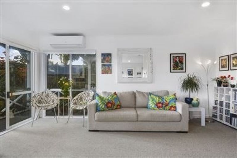 Photo of property in 1/1 Owens Road, Devonport, Auckland, 0624