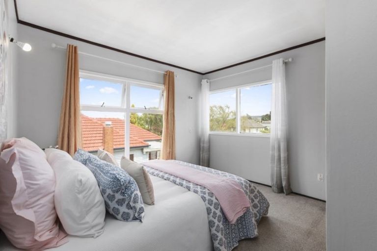 Photo of property in 19 Charleston Avenue, Boulcott, Lower Hutt, 5011