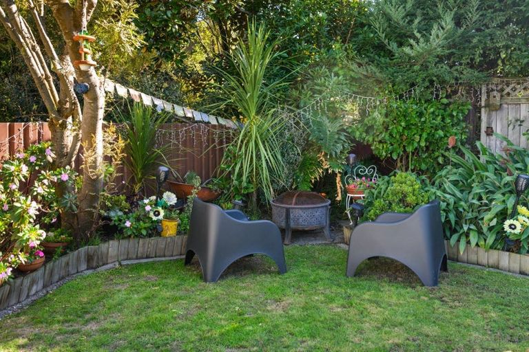 Photo of property in 24 Matipo Street, Takaro, Palmerston North, 4410