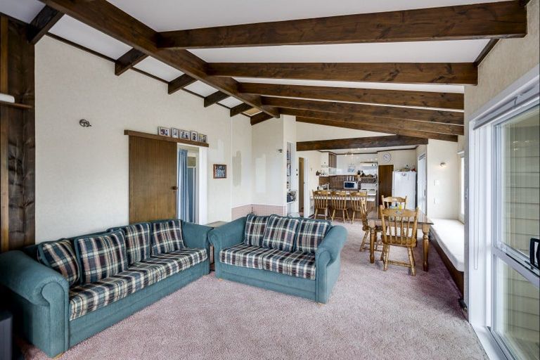 Photo of property in 213 Harper Road, Waimarama, 4294