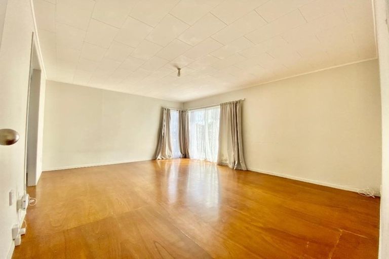 Photo of property in 76 Boundary Road, Clover Park, Auckland, 2019