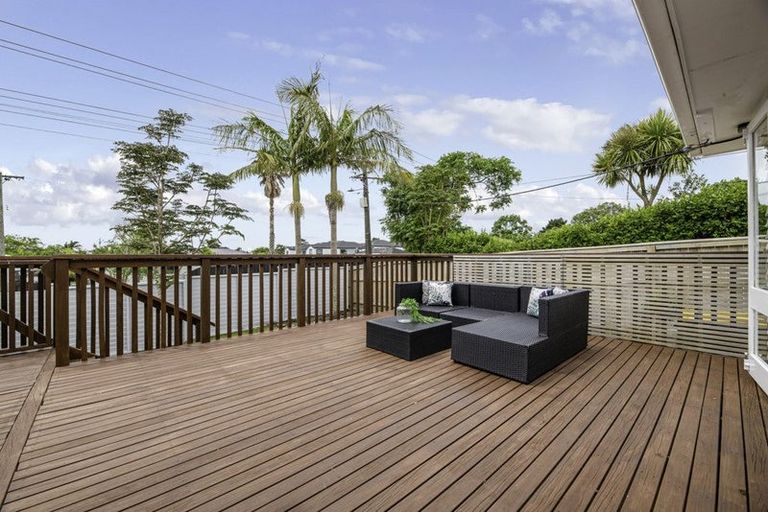 Photo of property in 123 Wharf Road, Te Atatu Peninsula, Auckland, 0610