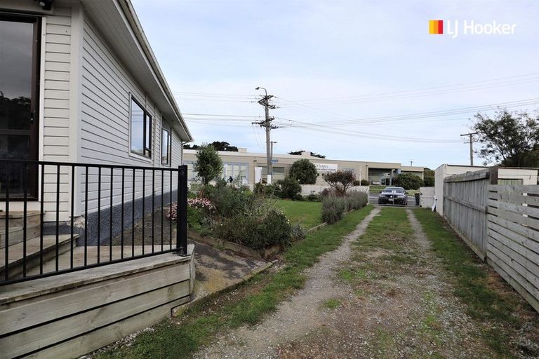 Photo of property in 37 Tahuna Road, Tainui, Dunedin, 9013