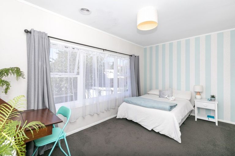 Photo of property in 35 Hinton Avenue, Forest Lake, Hamilton, 3200