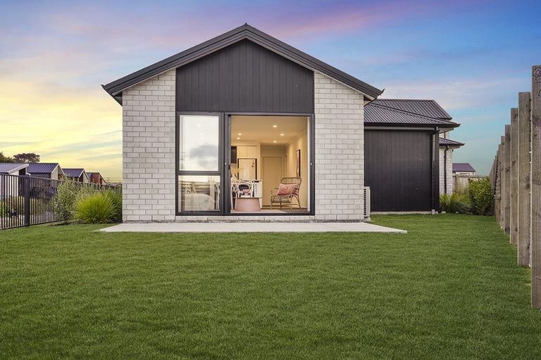 Photo of property in 2 Tupuke Lane, Horotiu, Hamilton, 3288