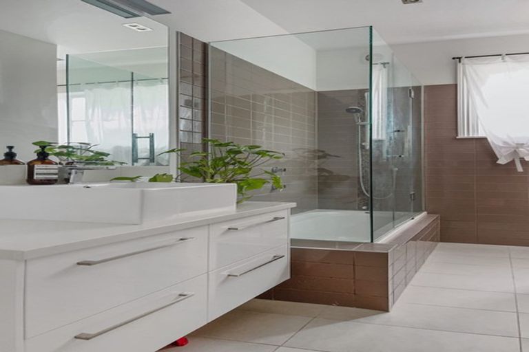 Photo of property in 123 Crummer Road, Grey Lynn, Auckland, 1021